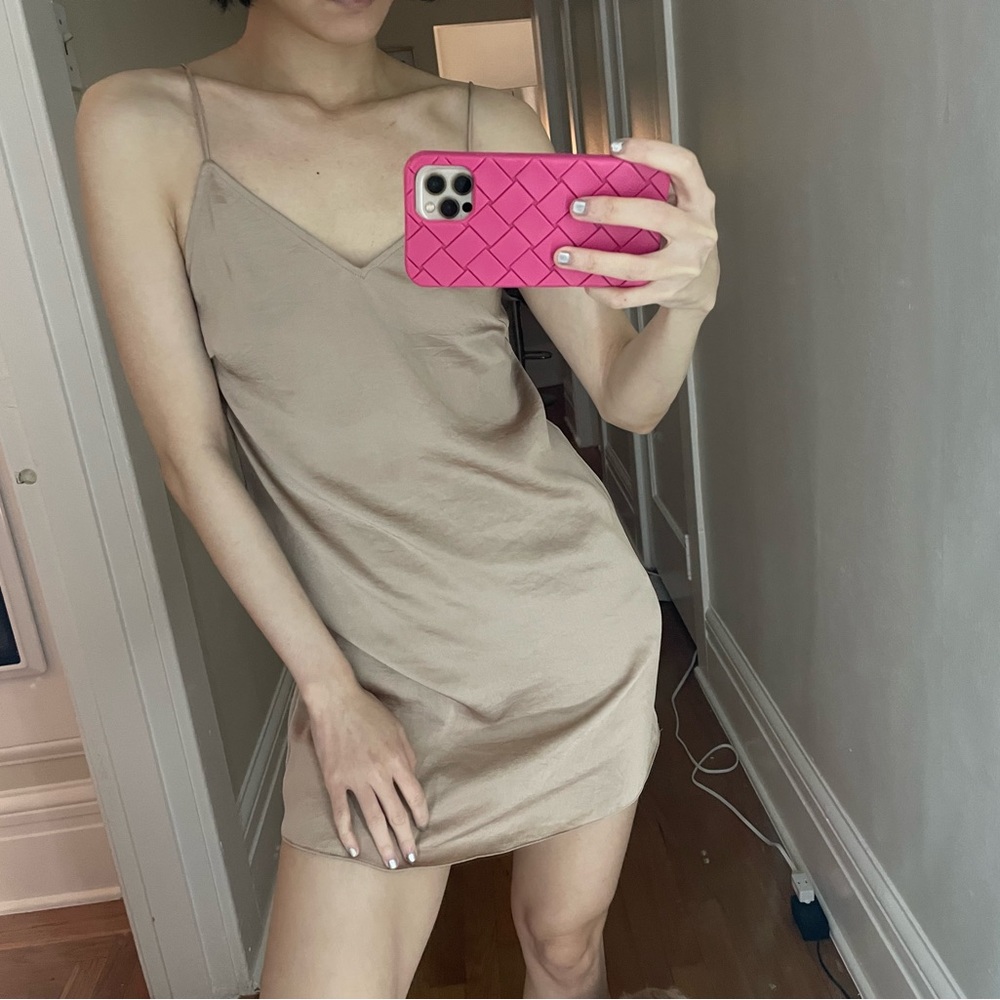 Aritzia Wilfred free champagne dress XXS